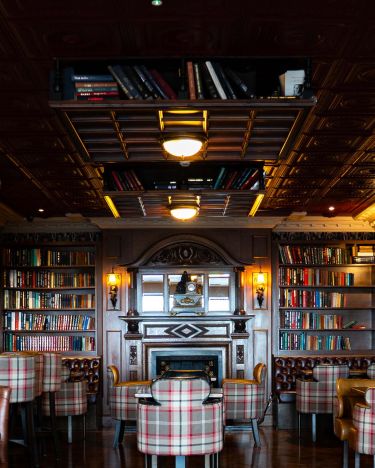 THe Library Bar 04-26-4.jpg